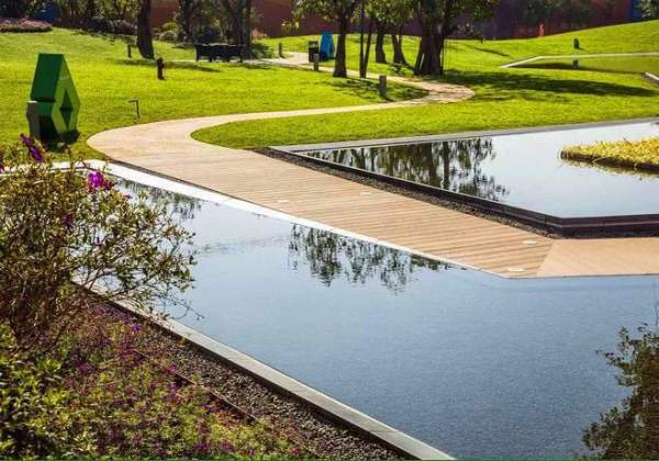 草坪設(shè)計應(yīng)用 草坪設(shè)計應(yīng)用